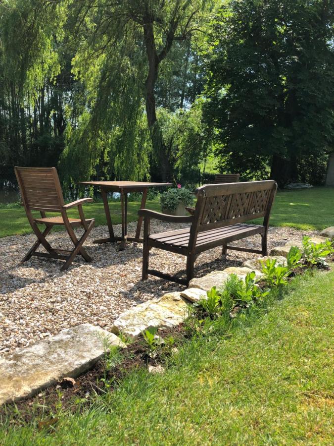 Bed and Breakfast La Ferme D'Aigurolles Saint-Maur  Exterior foto